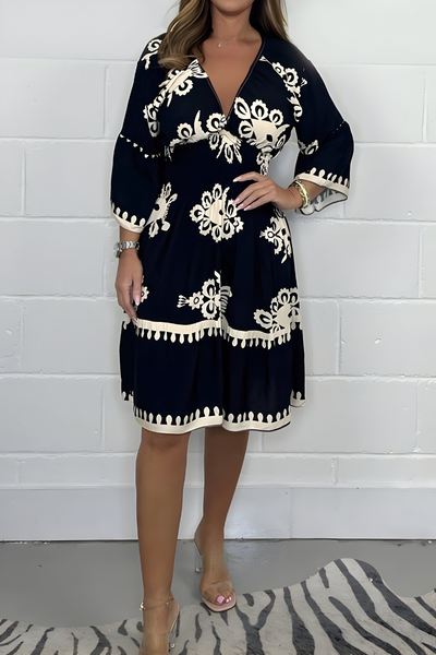 Camila™ - Besticktes Bohemian-Kleid mit Quastendetails