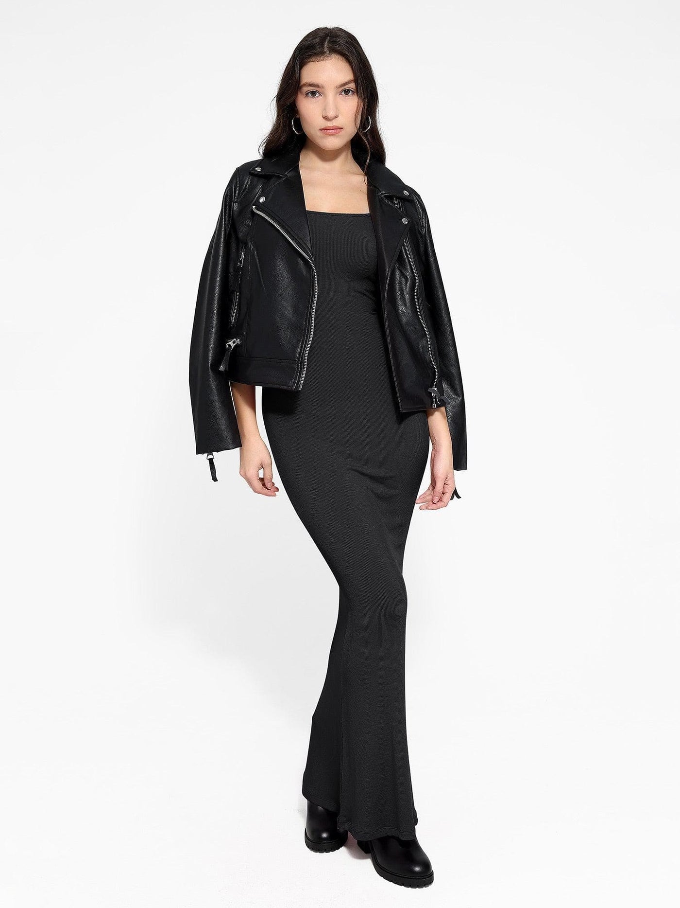 Sara - Shapewear Maxi-Kleid mit langen Ärmeln